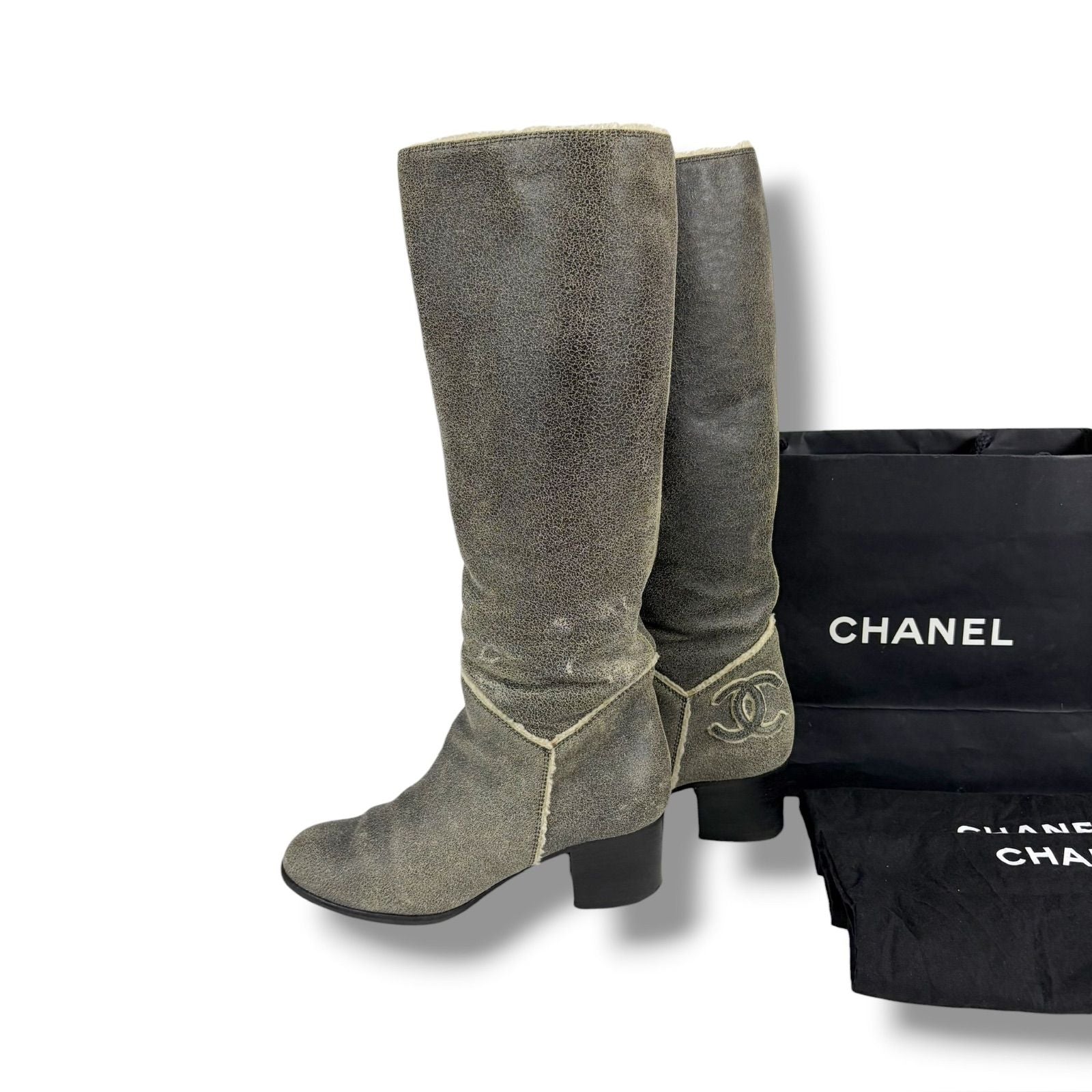 Chanel Accent CC Logo Shearling Long Boots Knee Length Gray 37c