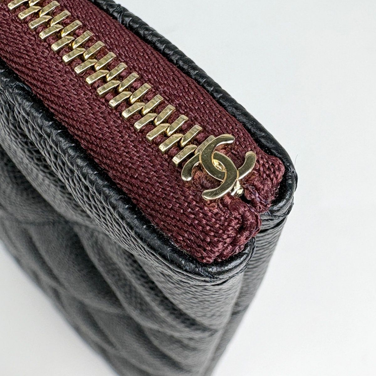 Chanel CC Logo Clutch Quilted Caviar Leather Black — view 4