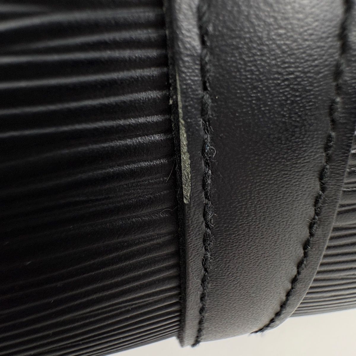 Louis Vuitton Handbag Black Epi — view 3