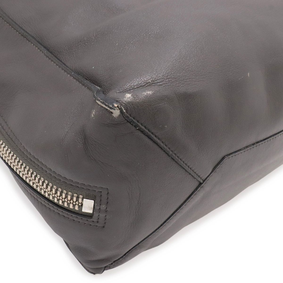 Balenciaga Paper Zip Around Tote Bag Leather Gray with Mirror — view 3
