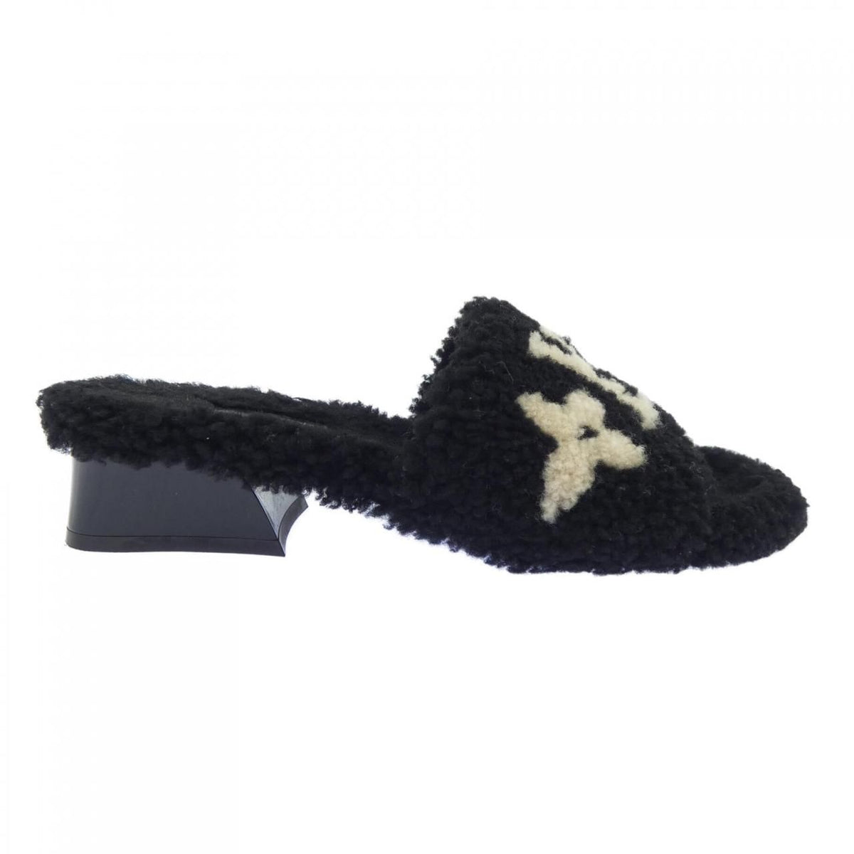 Louis Vuitton Magnetic Line Sandals
