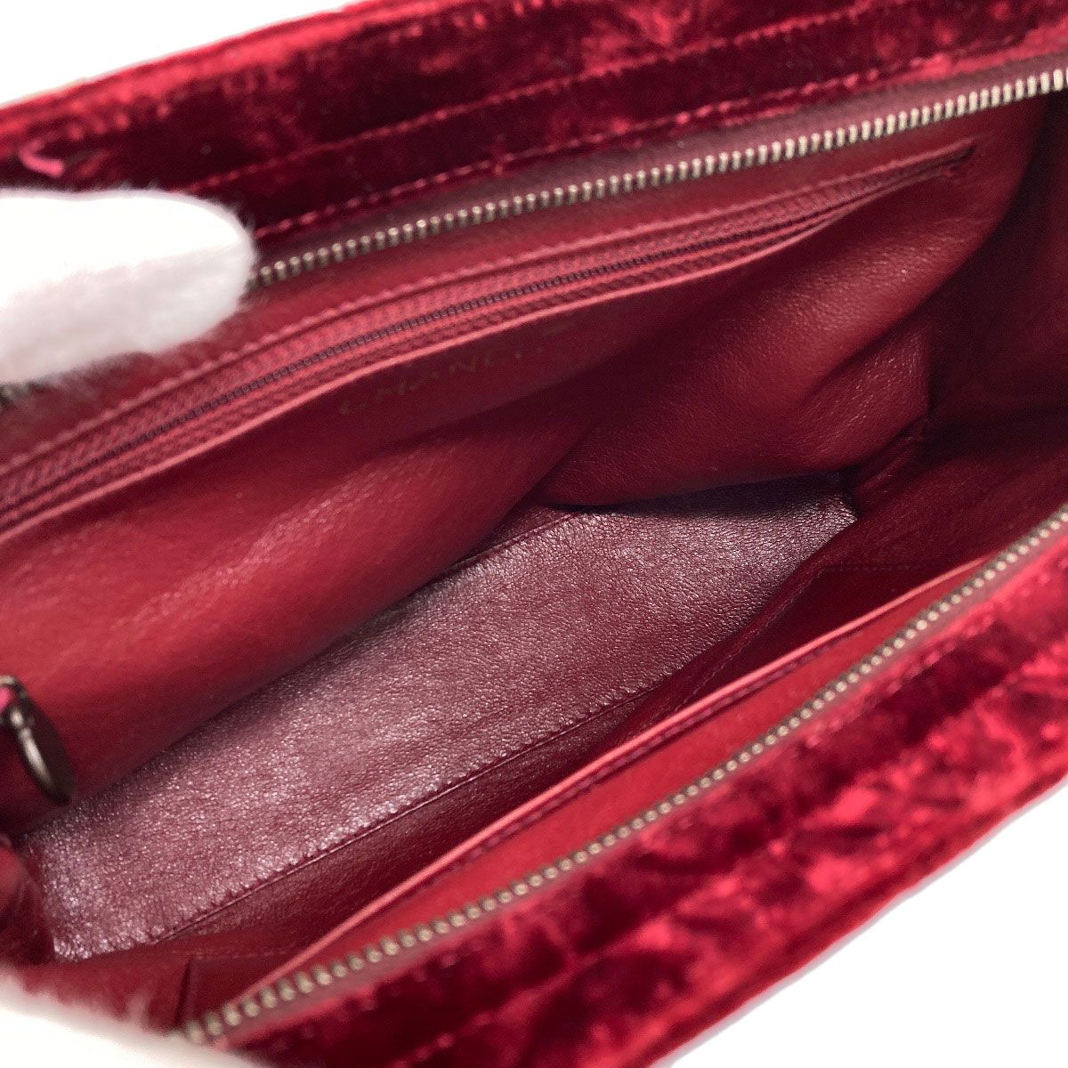 Chanel CC Logo Tote Bag Velour — view 5
