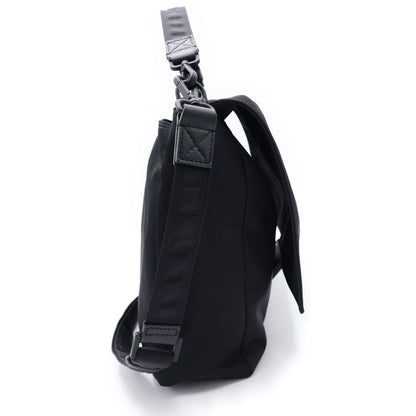 Fendi Baguette Messenger Shoulder Bag Black — view 3
