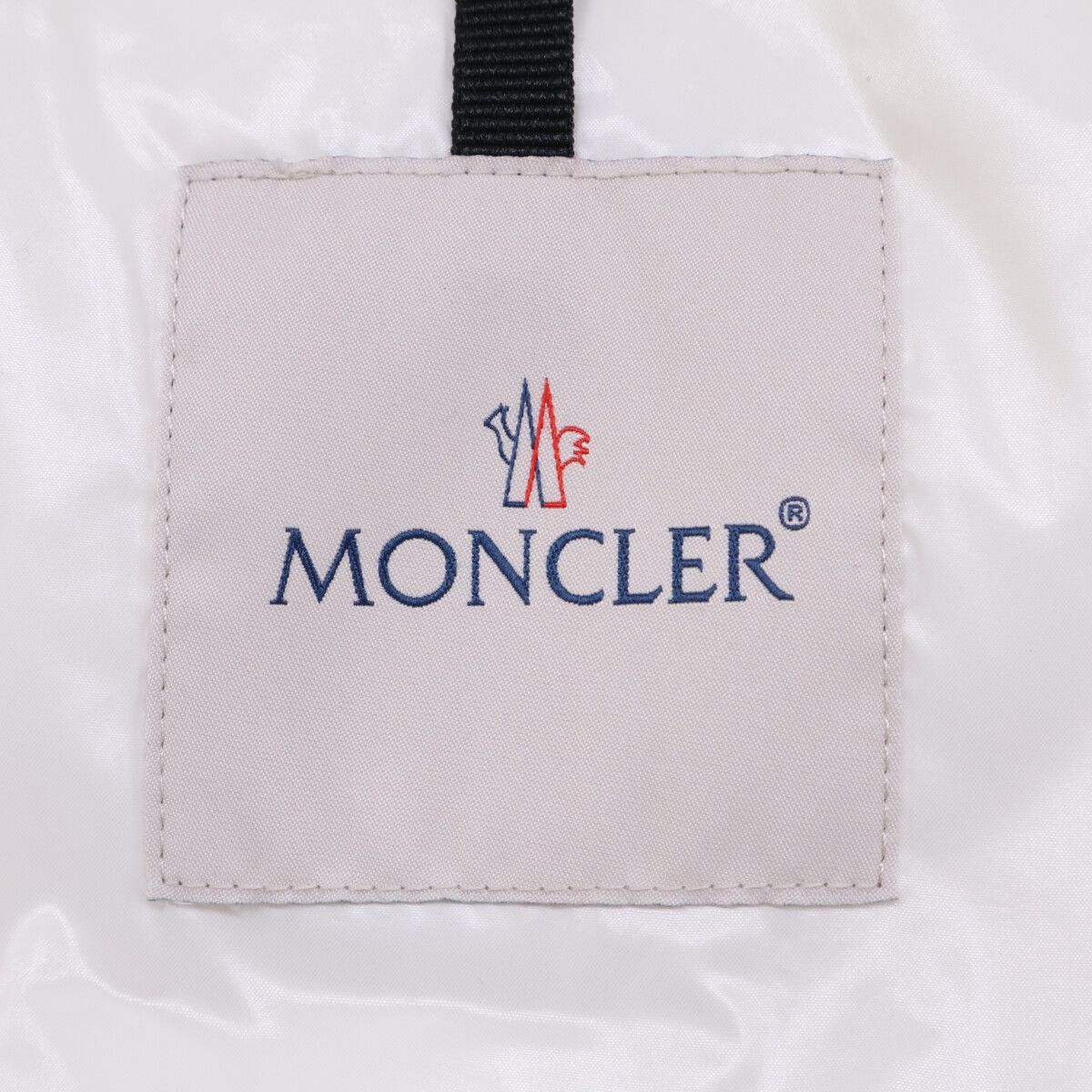 Moncler Montcla Hoodie Down — view 5