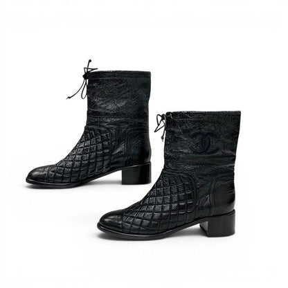 Chanel Boots Short Shoes Leather Black CC Logo Quilted Processing — view 3