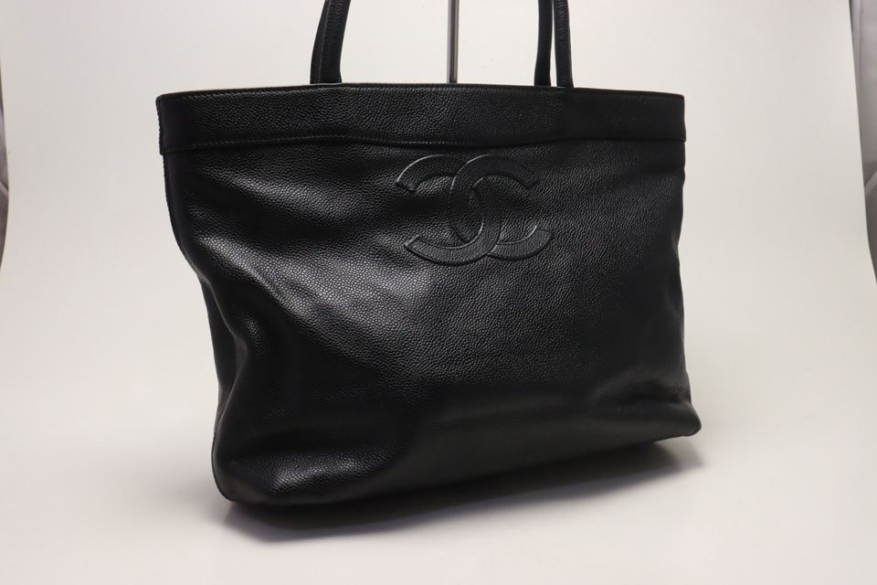 Chanel CC Logo Caviar Leather Tote Bag — view 4