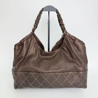 Chanel CC Logo Quilted Chain Tote Shoulder Bag Leather Brown Vintage — view 4