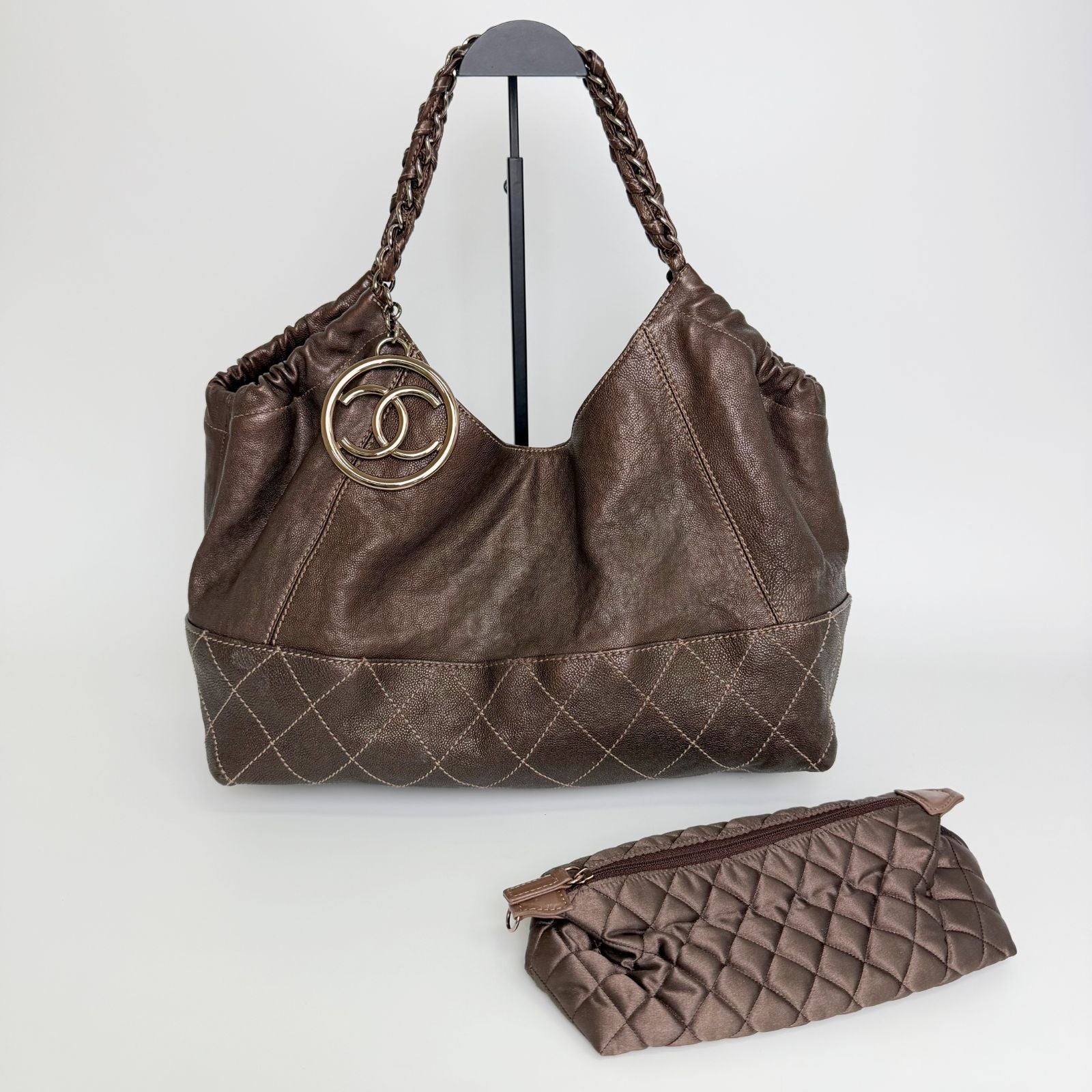 Chanel CC Logo Quilted Chain Tote Shoulder Bag Leather Brown Vintage — view 2