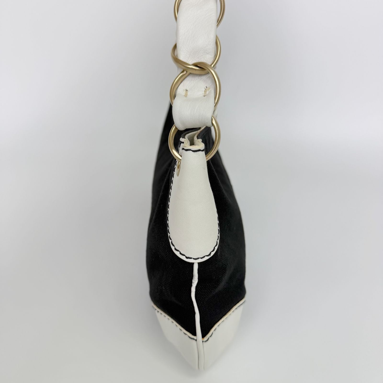 Chanel CC Logo Chain Shoulder Bag Canvas Leather Black White Gold Vintage — view 6