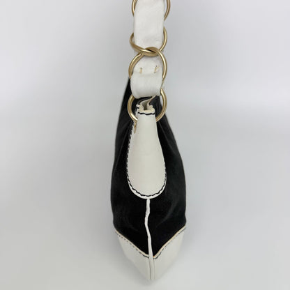 Chanel CC Logo Chain Shoulder Bag Canvas Leather Black White Gold Vintage — view 6