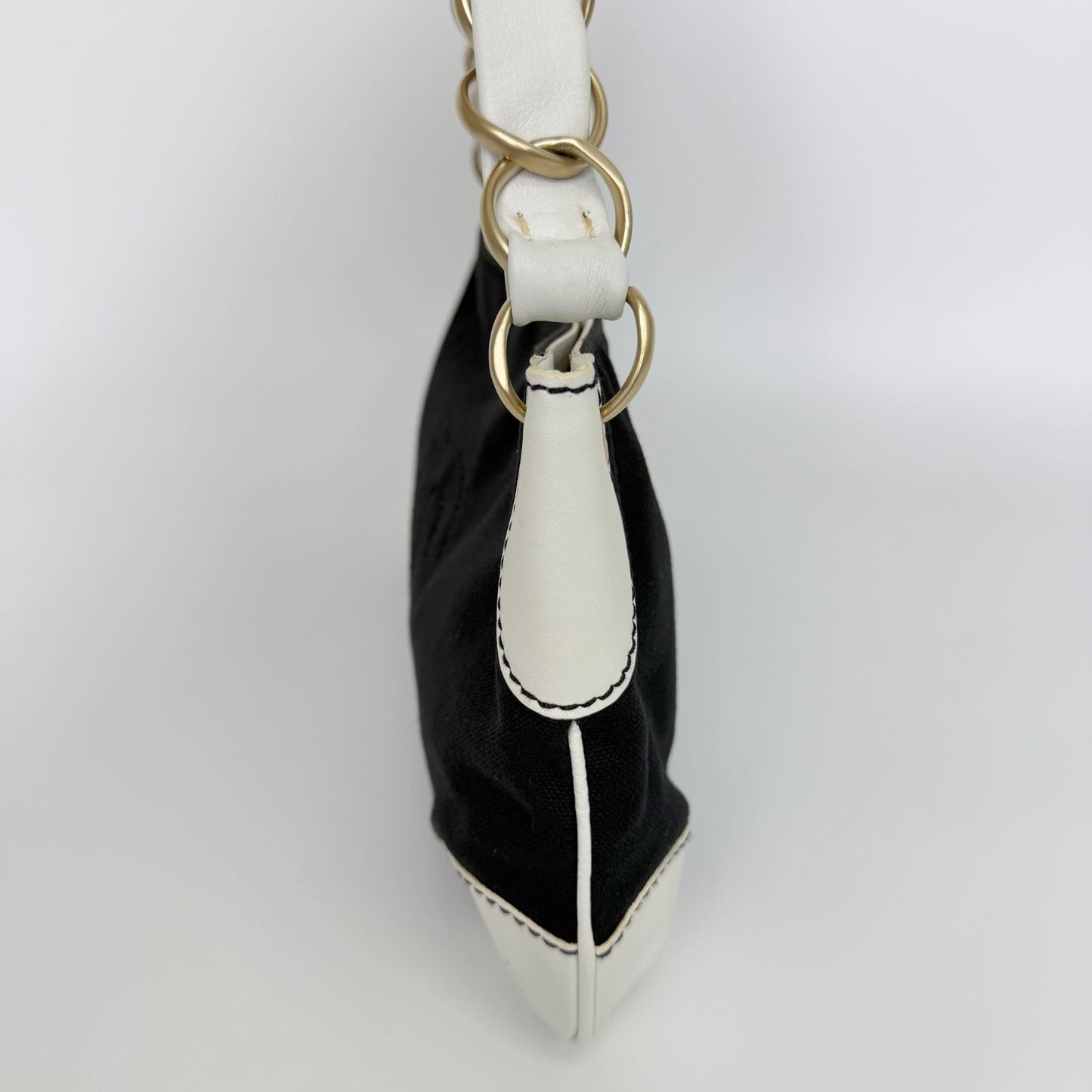 Chanel CC Logo Chain Shoulder Bag Canvas Leather Black White Gold Vintage — view 5