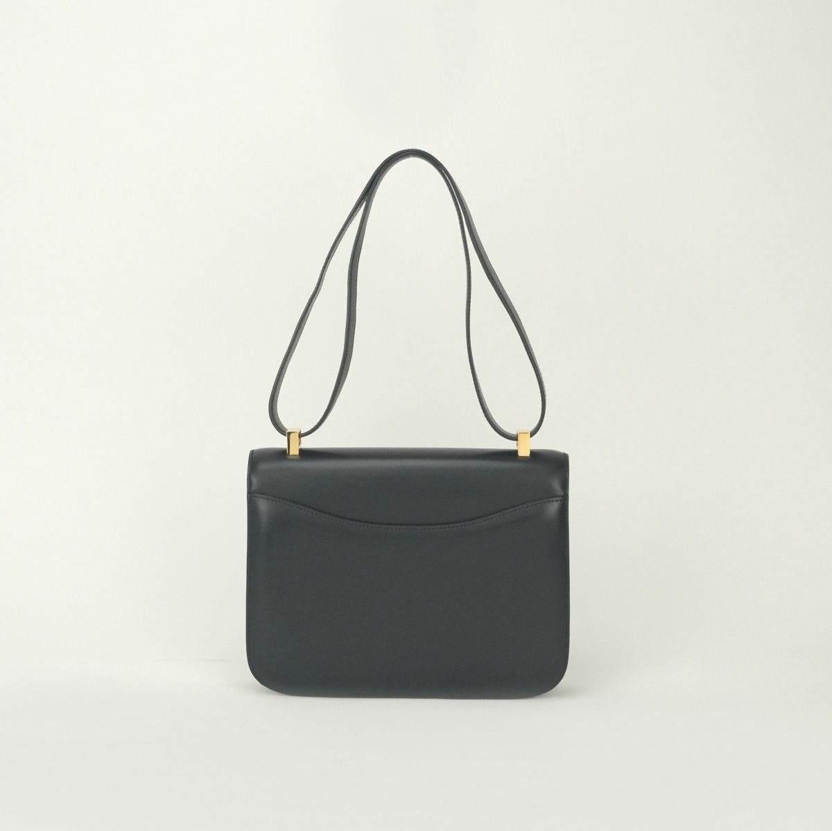 Hermes Constance 23 Shoulder Bag Box Calf Noir Black Gold — view 3