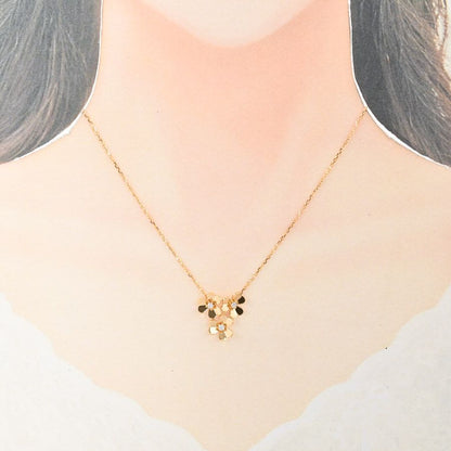 Van Cleef & Arpels Necklace Frivole Mini 3 Flowers — view 7