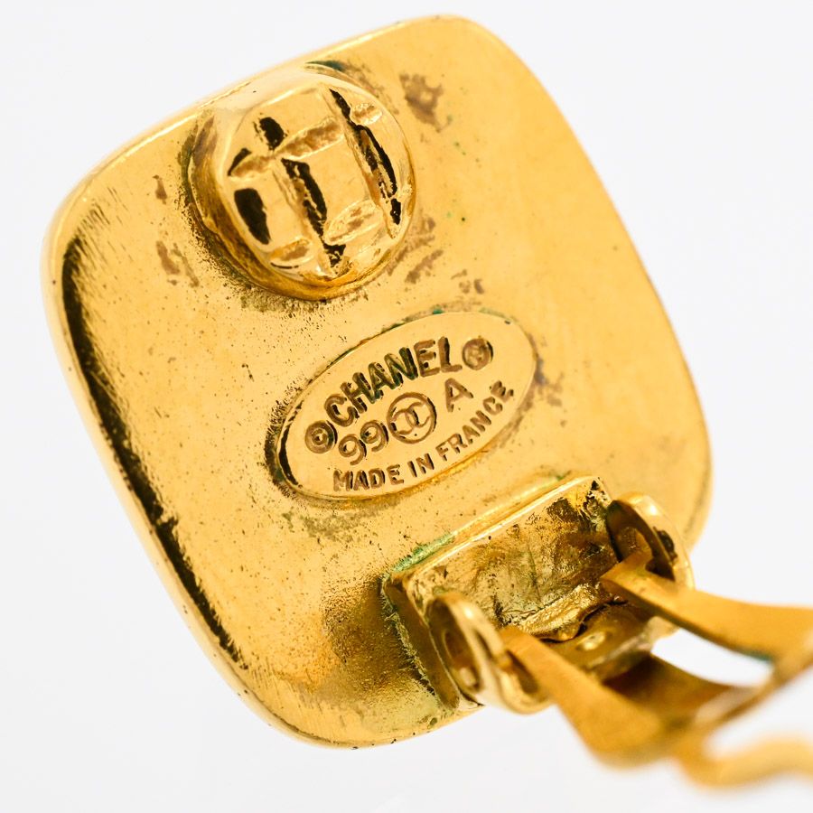 Chanel Earrings Gold — view 4