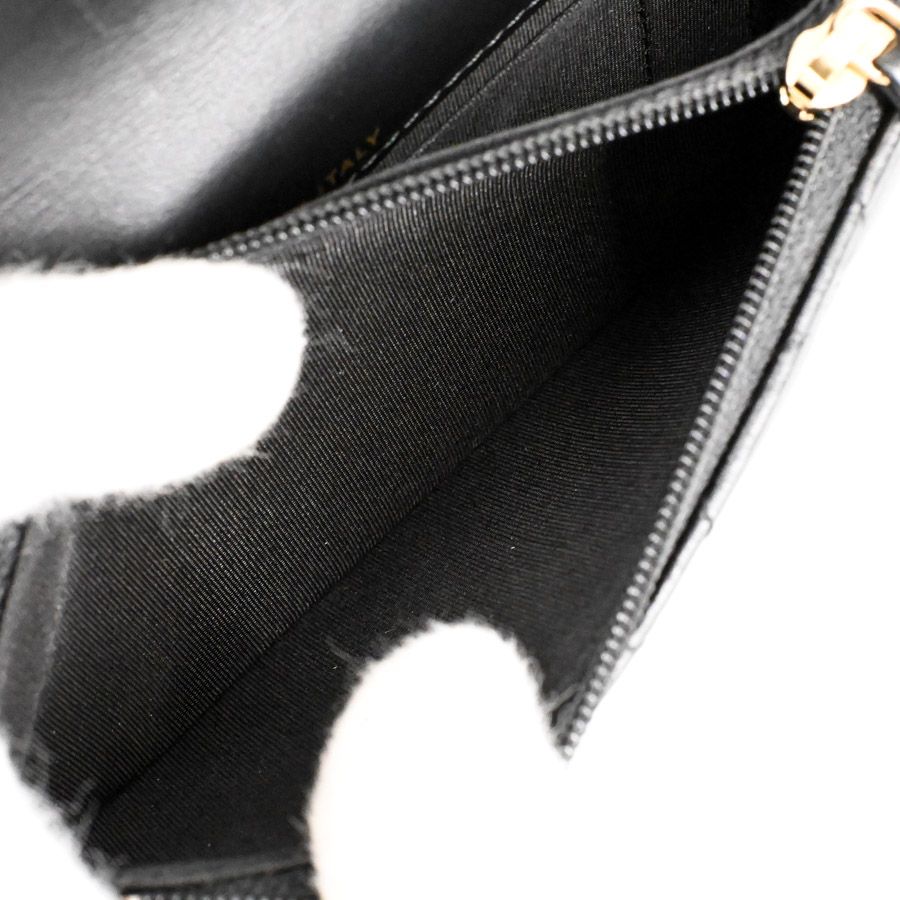 Chanel Chain Wallet Mini Pearl Shoulder Bag — view 5