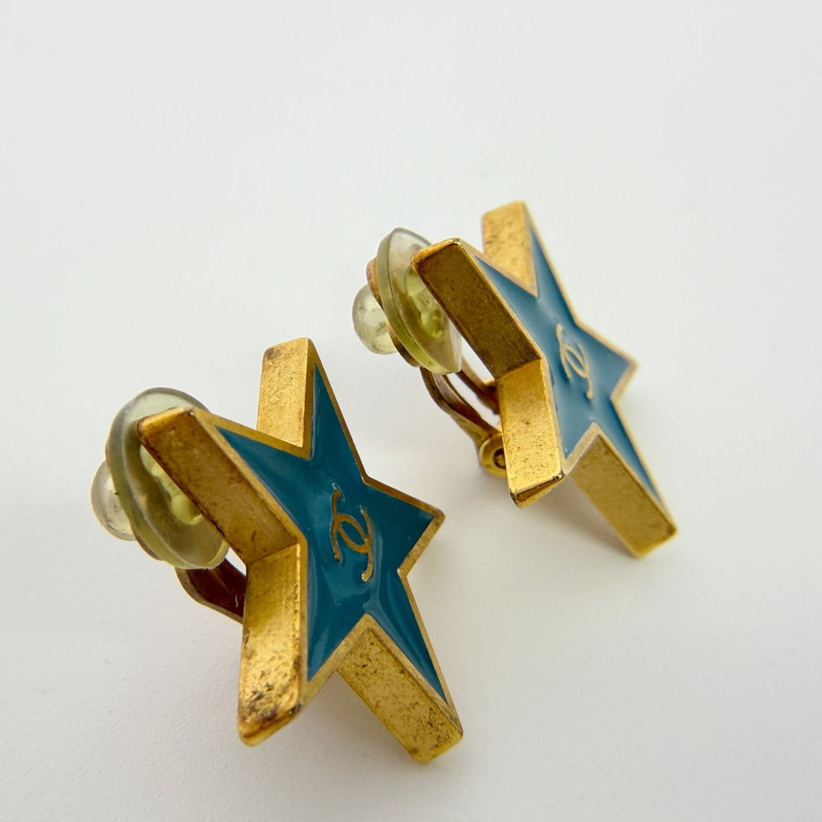 Chanel 01P CC Logo Star Earrings Plated Turquoise Blue Gold Vintage — view 5