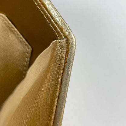Chanel CC Logo Clutch Leather Gold — view 7