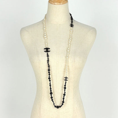 Chanel CC Logo Faux Pearl Necklace Long Metal Black White — view 7