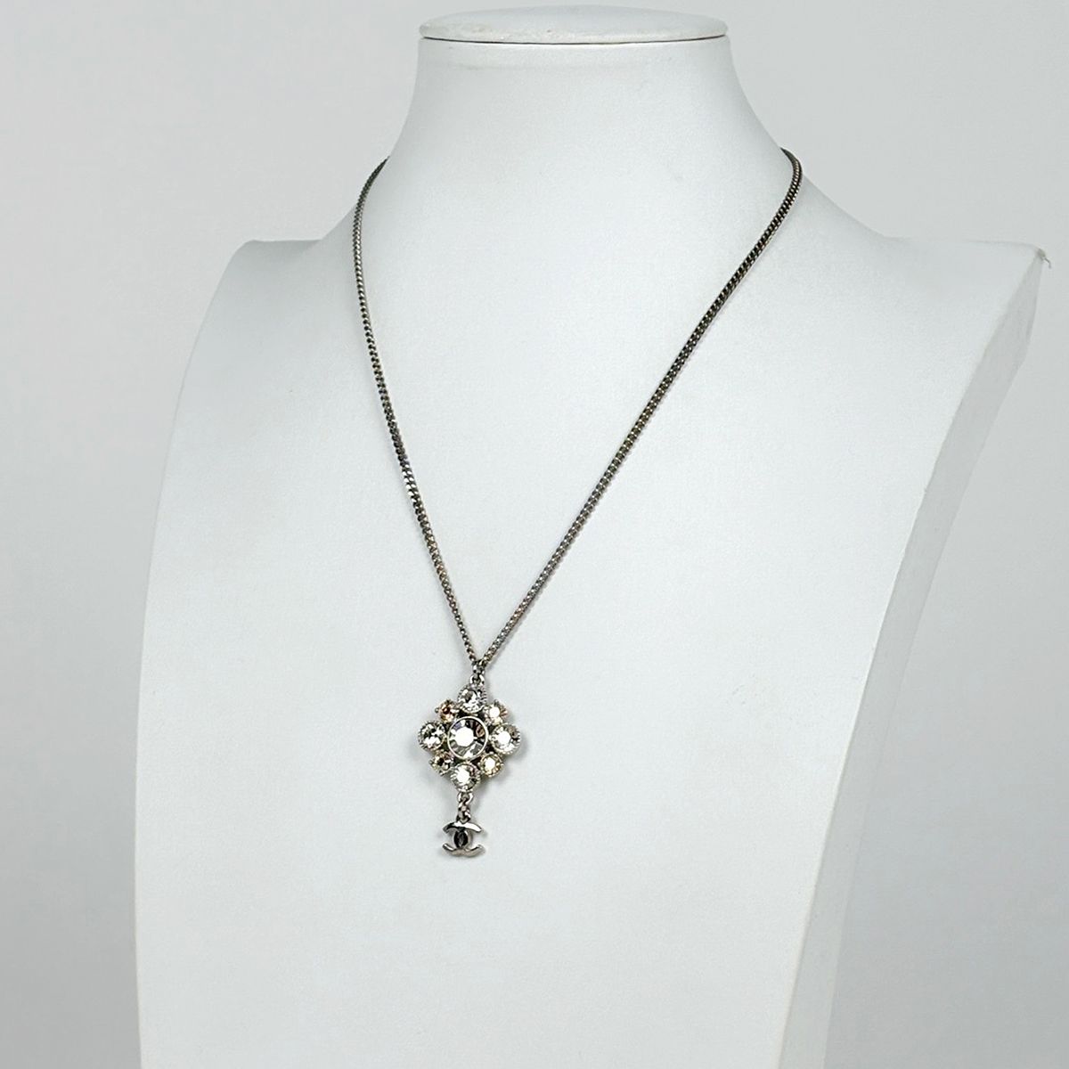 Chanel CC Logo Rhinestone Necklace Silver Plated — view 5