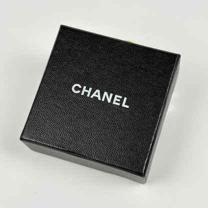 Chanel CC Logo Necklace Gold Plated — view 7