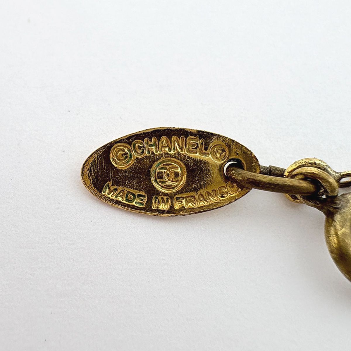 Chanel CC Logo Necklace Gold Plated — view 5