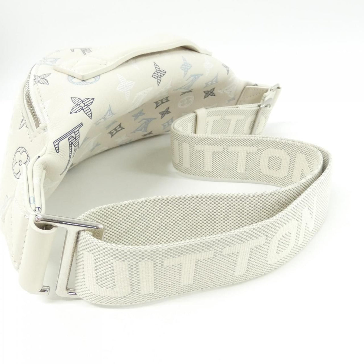 Louis Vuitton Monogram Shadow Rush Bum — view 8
