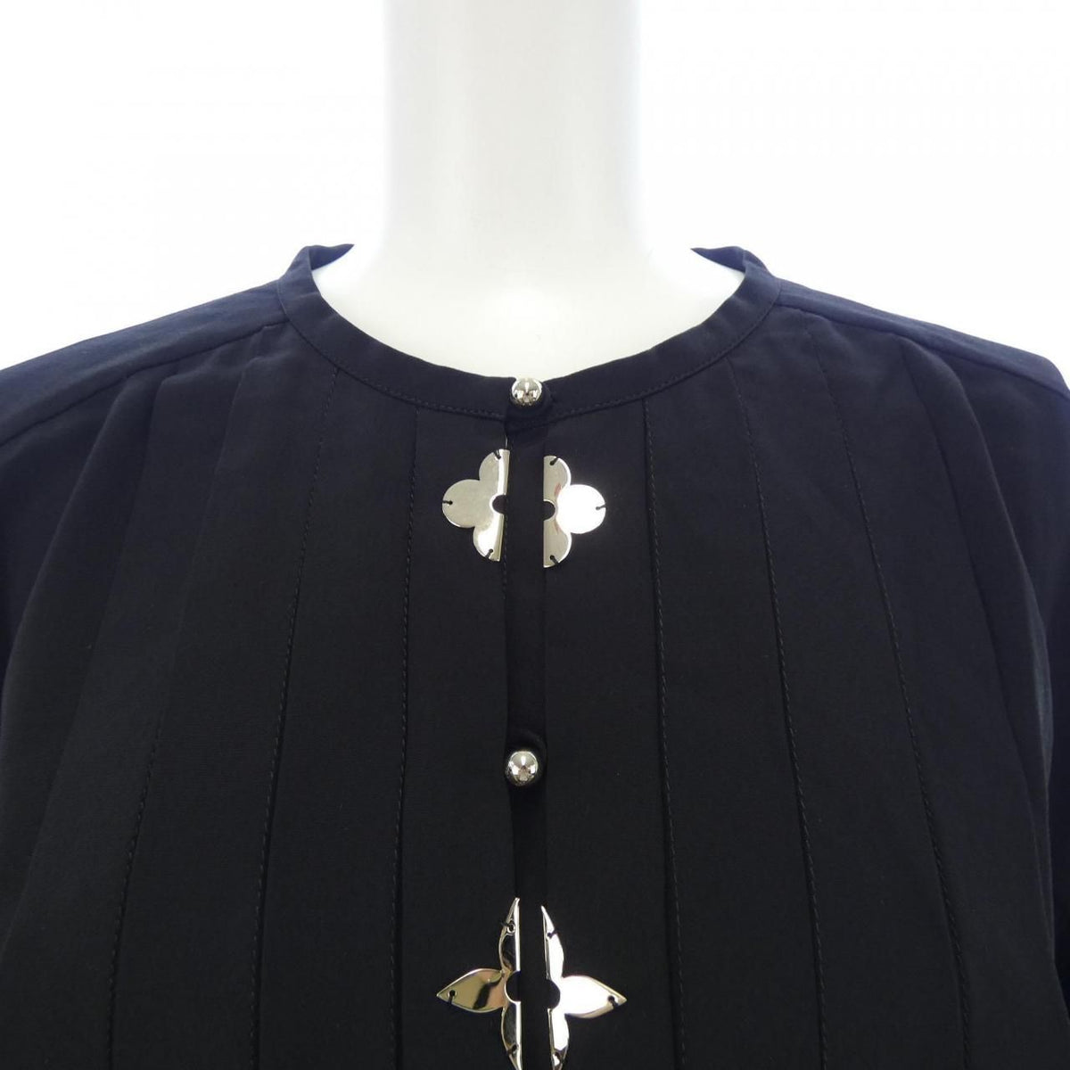 Louis Vuitton Monogram Accent Pleats Dress — view 5
