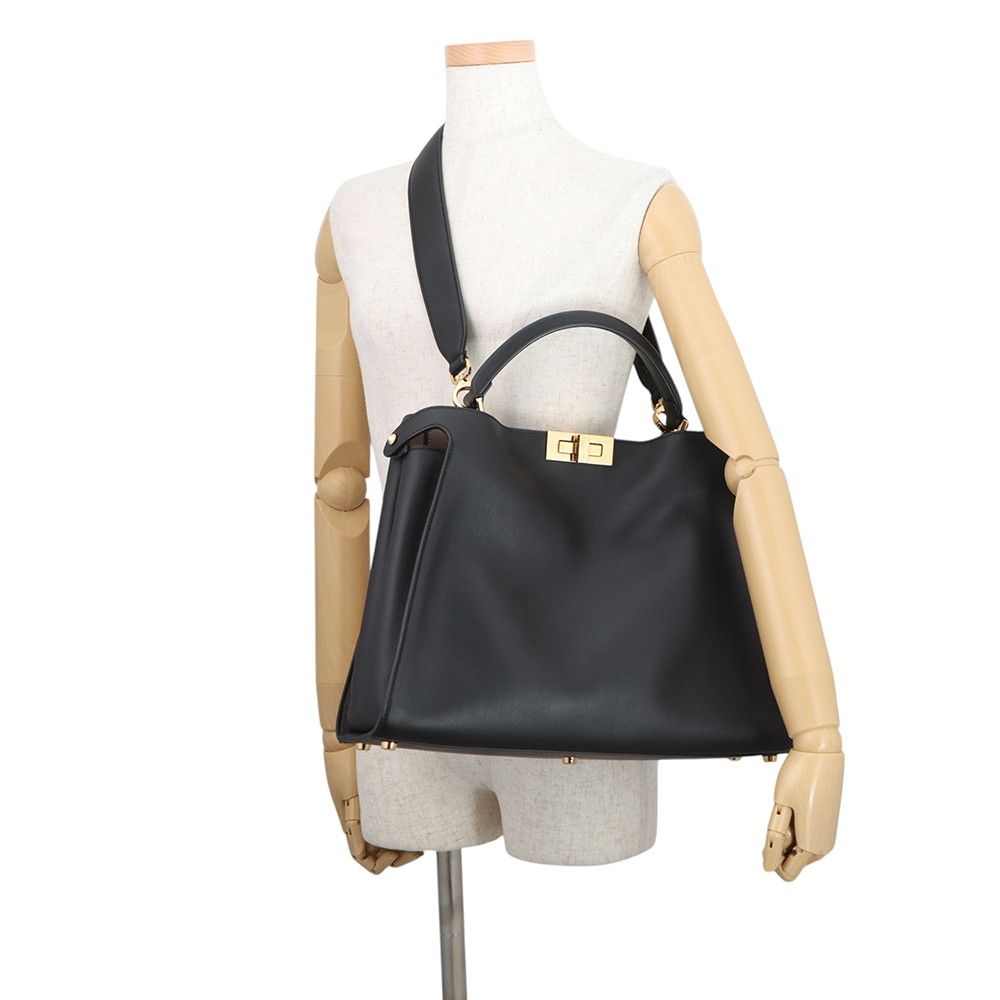Fendi Peekaboo Essential Leather 2-Way Shoulder Bag Black — view 6