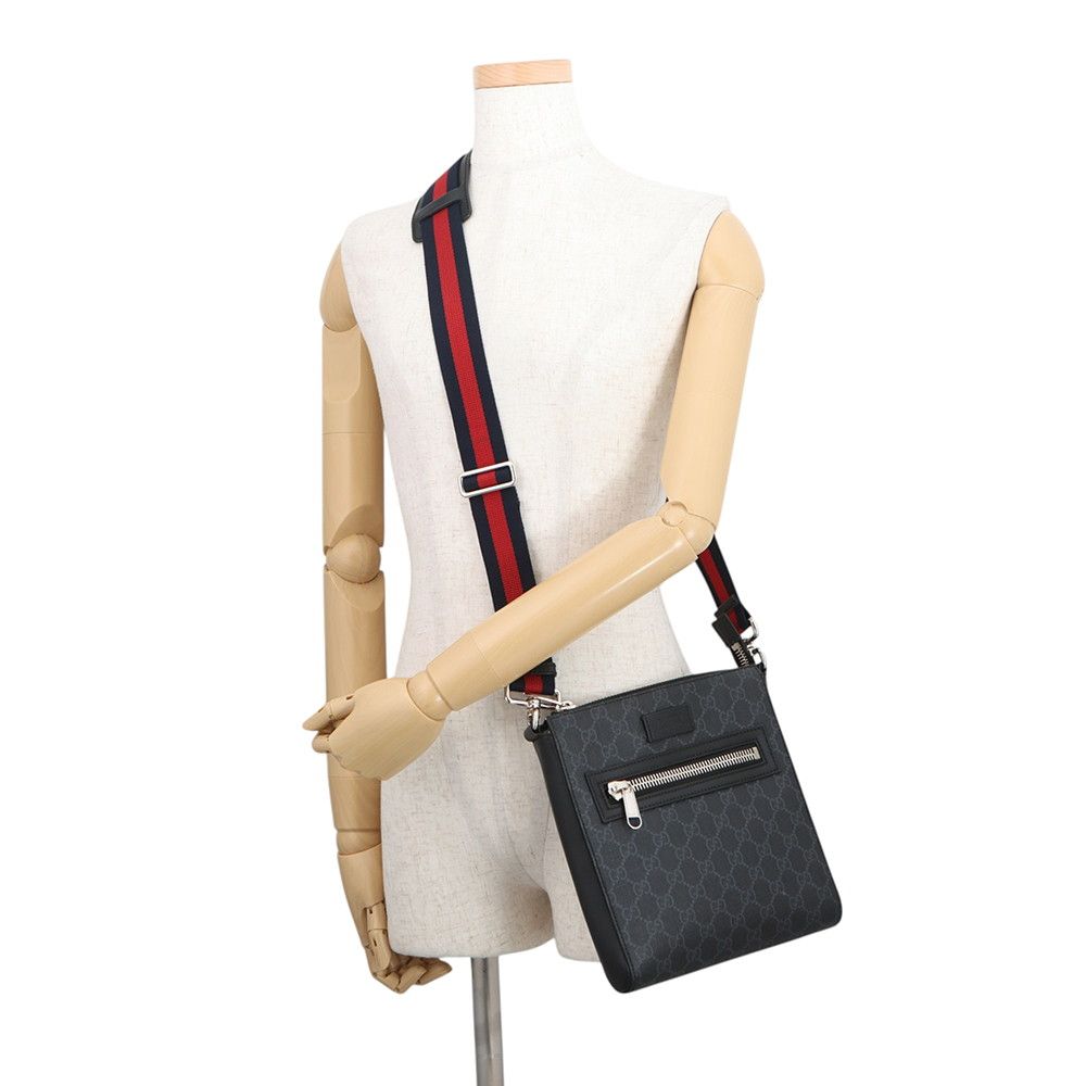 Gucci Shoulder Bag GG Supreme Small Black — view 4