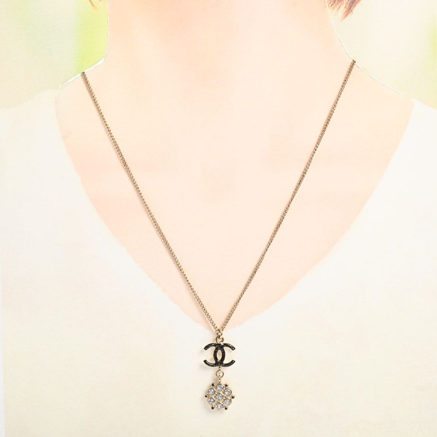 Chanel Necklace Gold — view 7