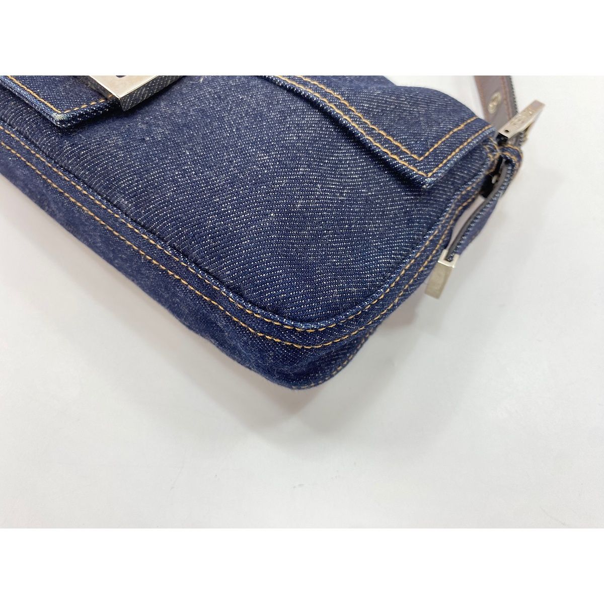 Fendi Handbag Mamma Bucket Bag — view 8
