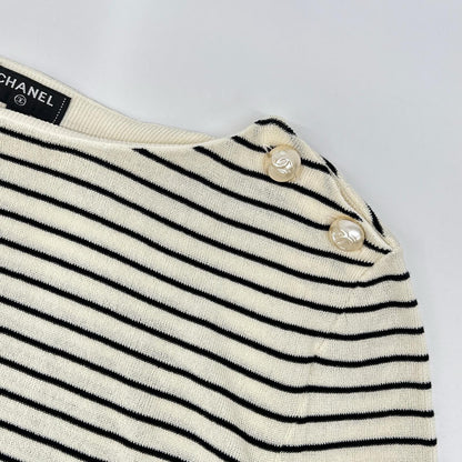 Chanel Faux Pearl Button Border Knit 42 Sweater — view 6