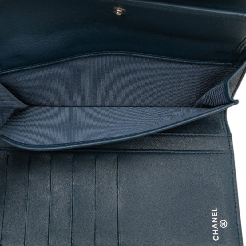 Chanel Quilted CC Logo Wallet Navy Lambskin — view 5