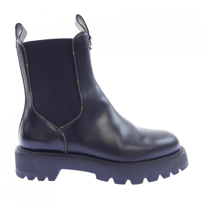 Louis Vuitton District Chelsea Boots