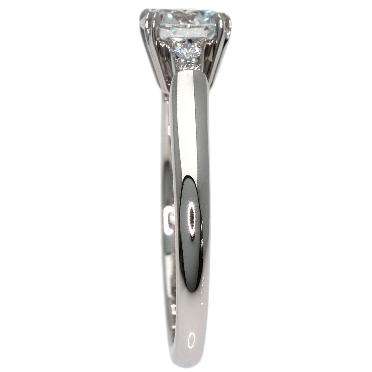 Harry Winston Round Cut Tryst Diamond Ring — view 3