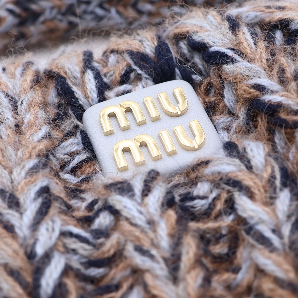 Miu Miu One Mini Shoulder Bag Blue Brown Knit Gold — view 6