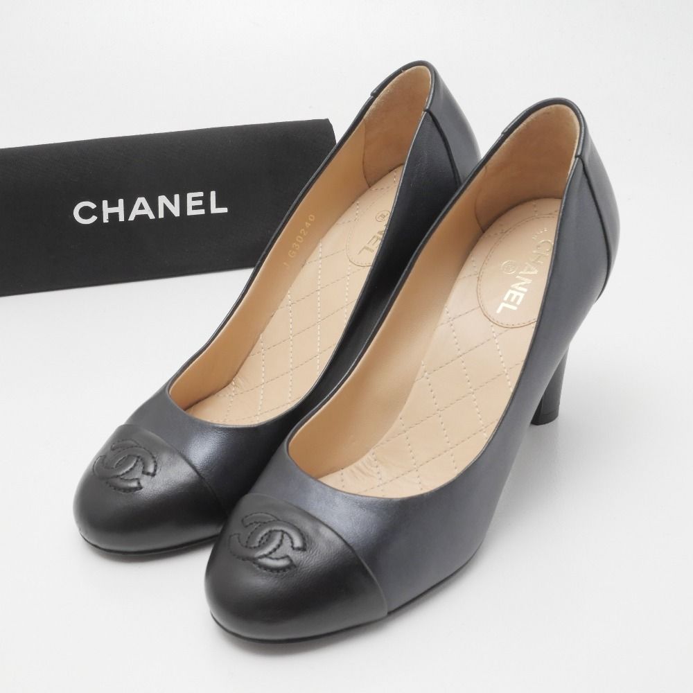 Chanel Pumps CC Logo Bicolor Shoes 36.5