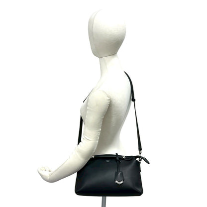 Fendi Visible Leather 2-Way Shoulder Bag Black — view 2