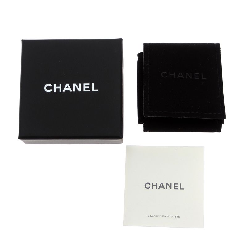 Chanel Earrings Beige — view 7