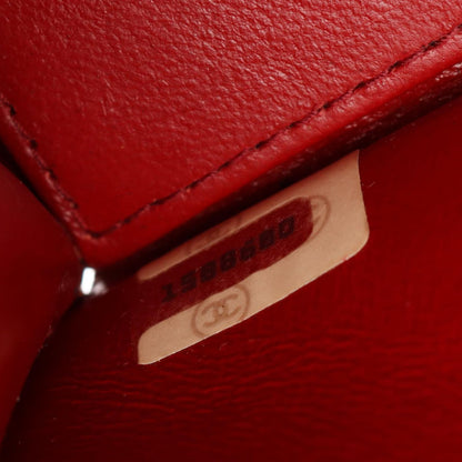 Chanel Shoulder Bag Quilted Red Navy Lambskin Bicolor Chain — view 5