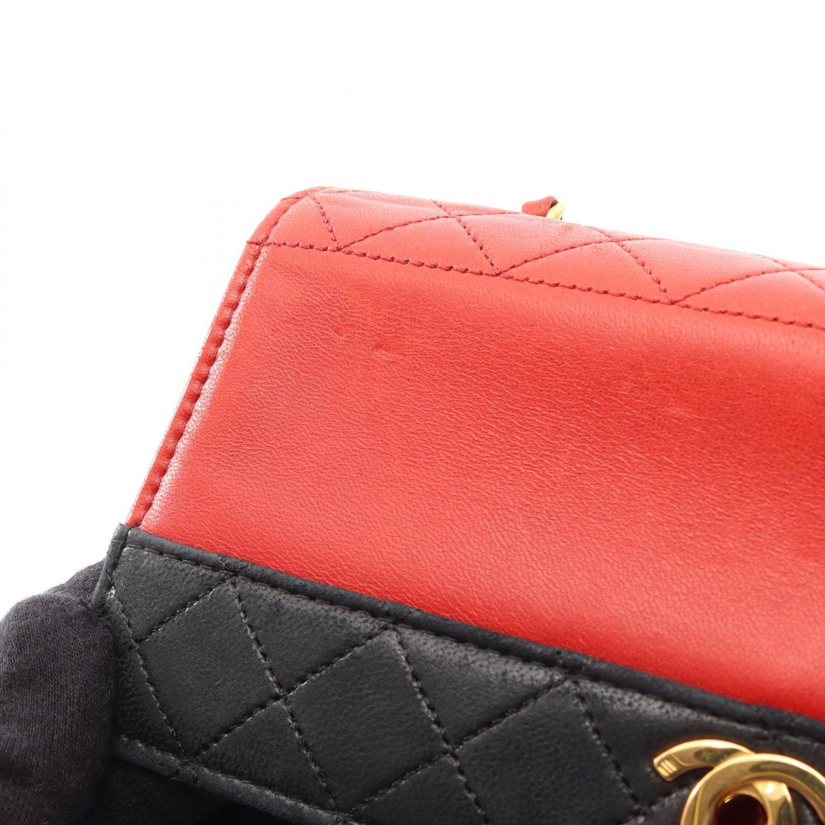 Chanel Shoulder Bag Quilted Red Navy Lambskin Bicolor Chain — view 8