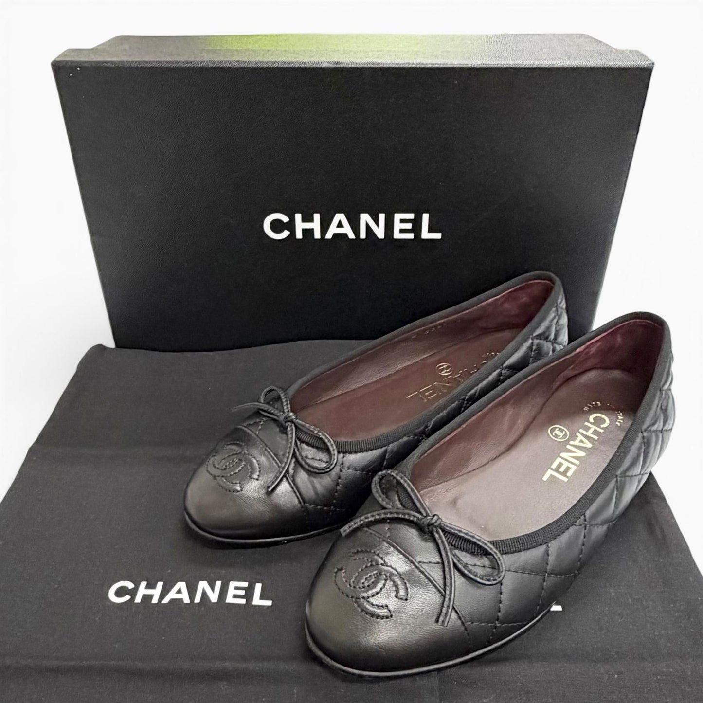 Chanel CC Logo Ribbon Quilted Leather Flat Pumps Black Italian 35 — view 2