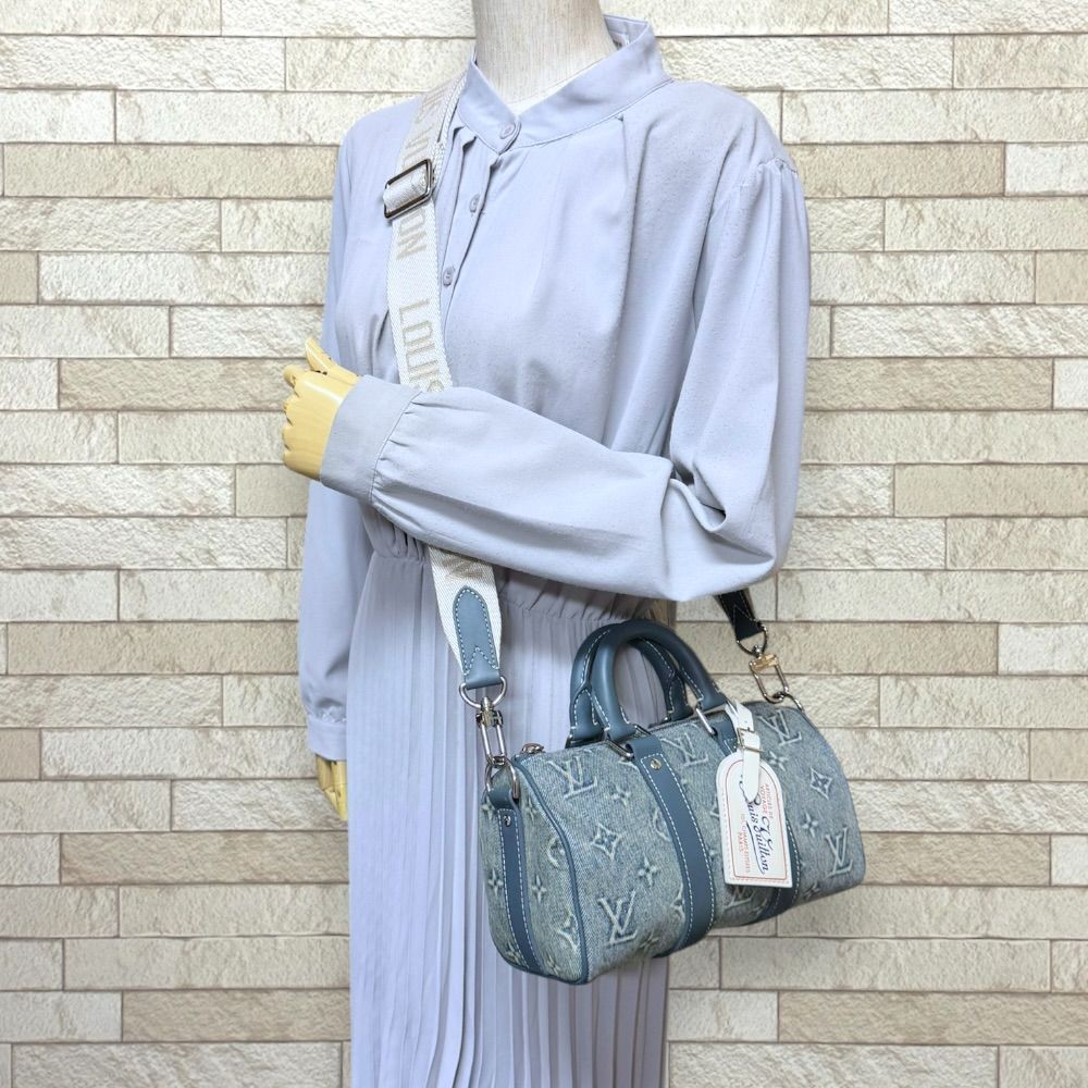 Louis Vuitton Keepall Bandouliere 25 Monogram Denim Shoulder Bag Blue — view 2