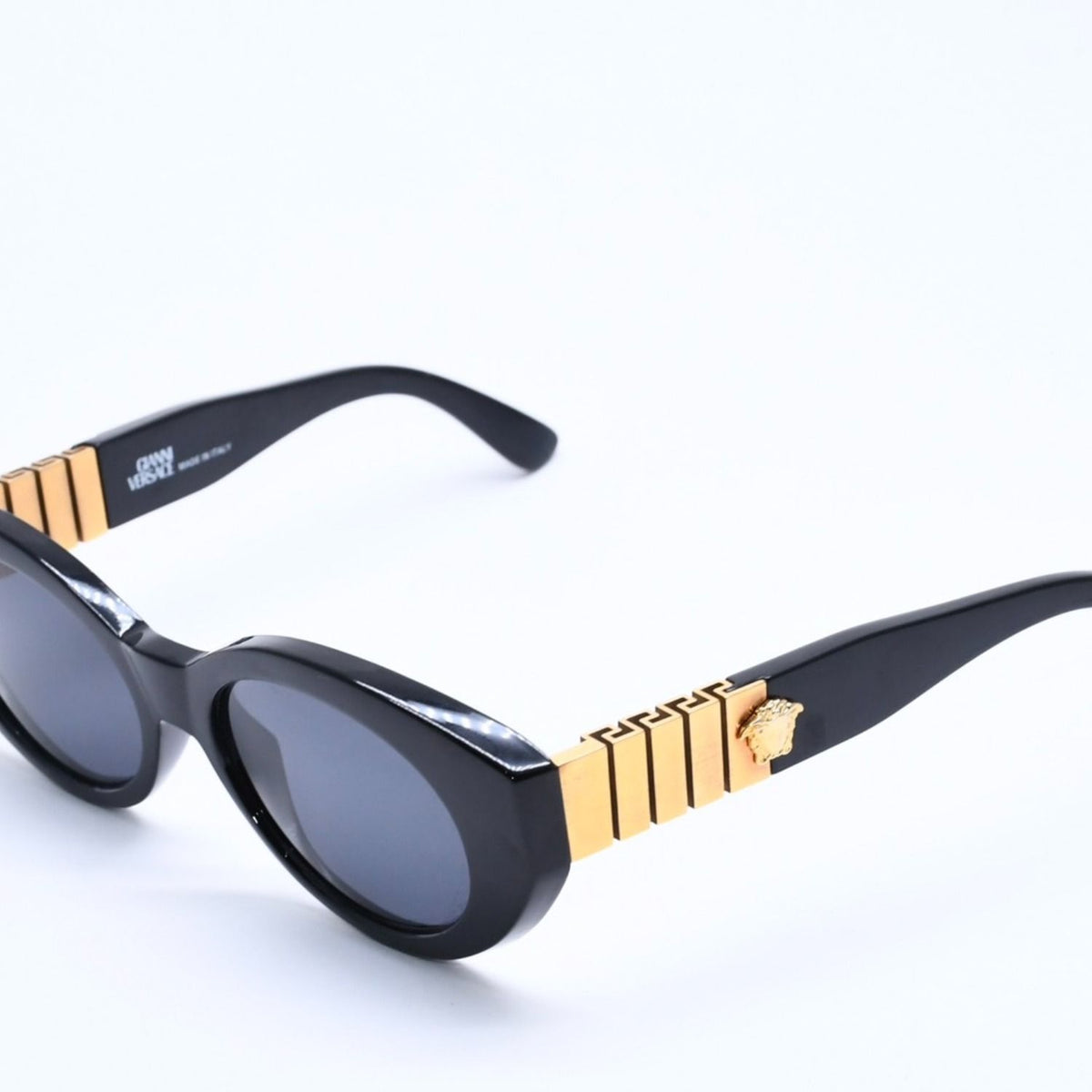 Versace Sunglasses Eyewear B Medusa Black Gold — view 3