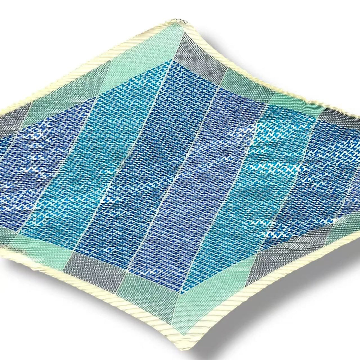 Hermes Pleats Scarf Silk Triangle Geant Blue — view 4