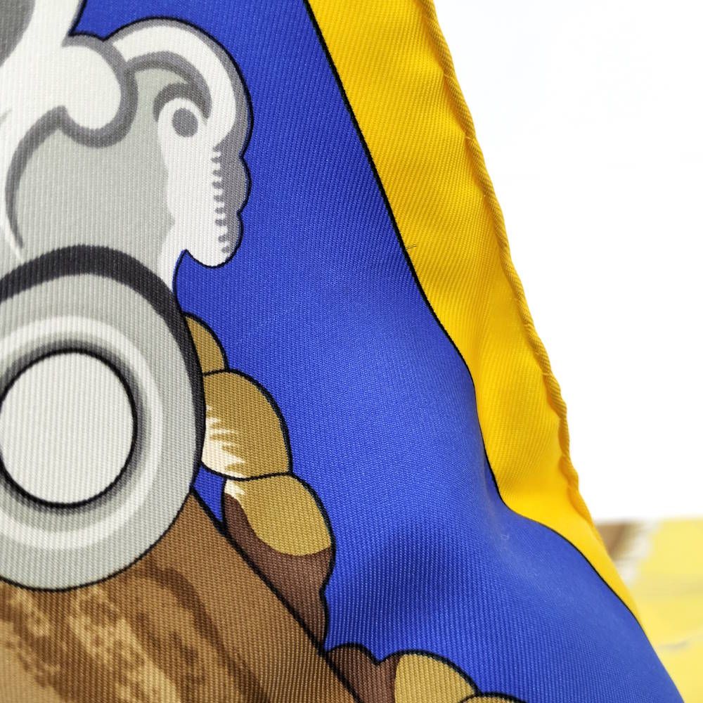Hermes Carre 90 Scarf 100% Silk Yellow — view 8