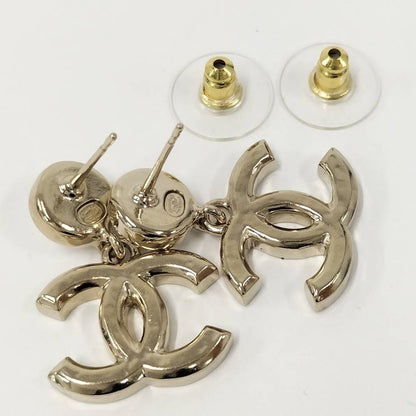 Chanel Swing Earrings CC Mark Faux Pearl Plated Gold Pink — view 6