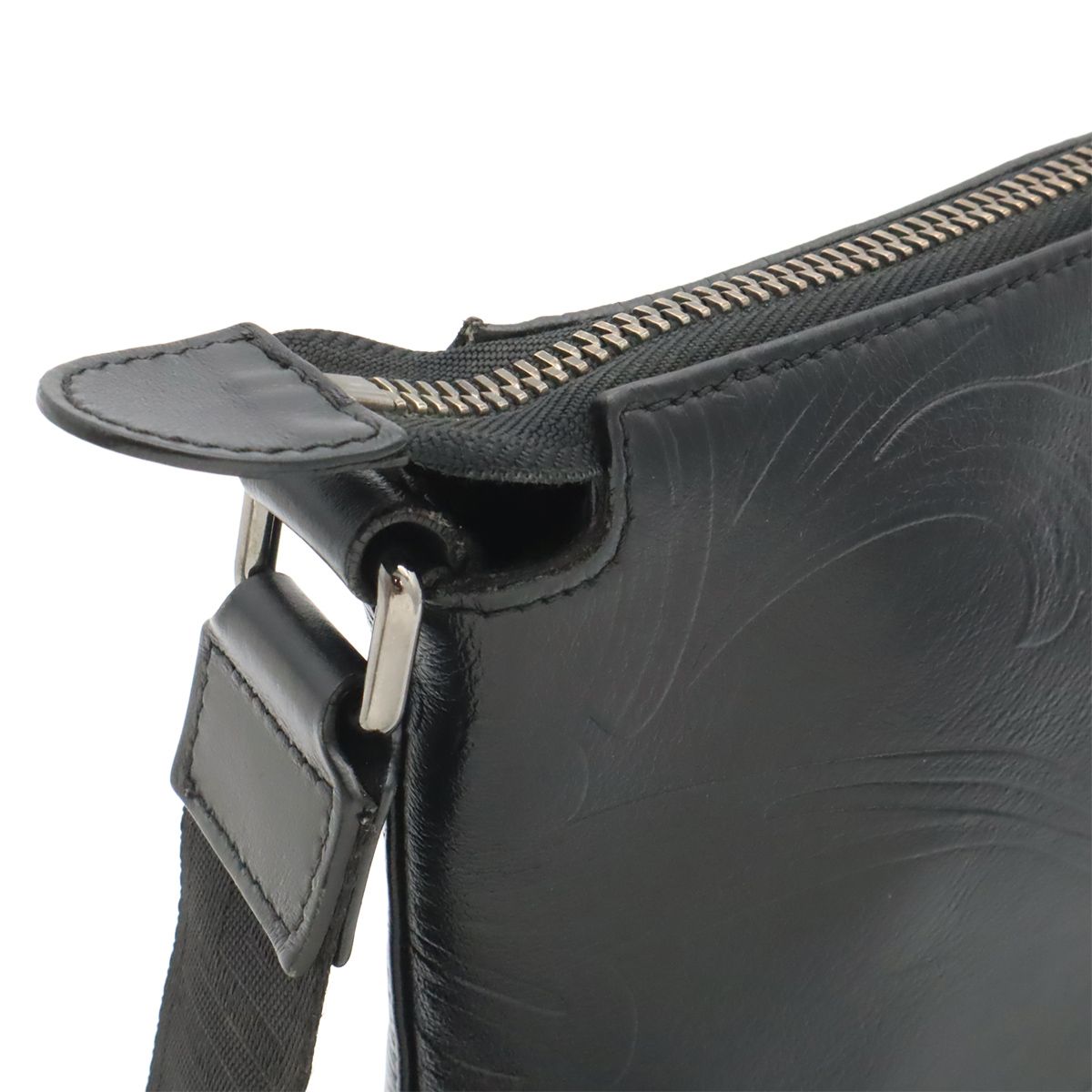 Versace Medusa Shoulder Bag Crossbody Leather Black Silver — view 4