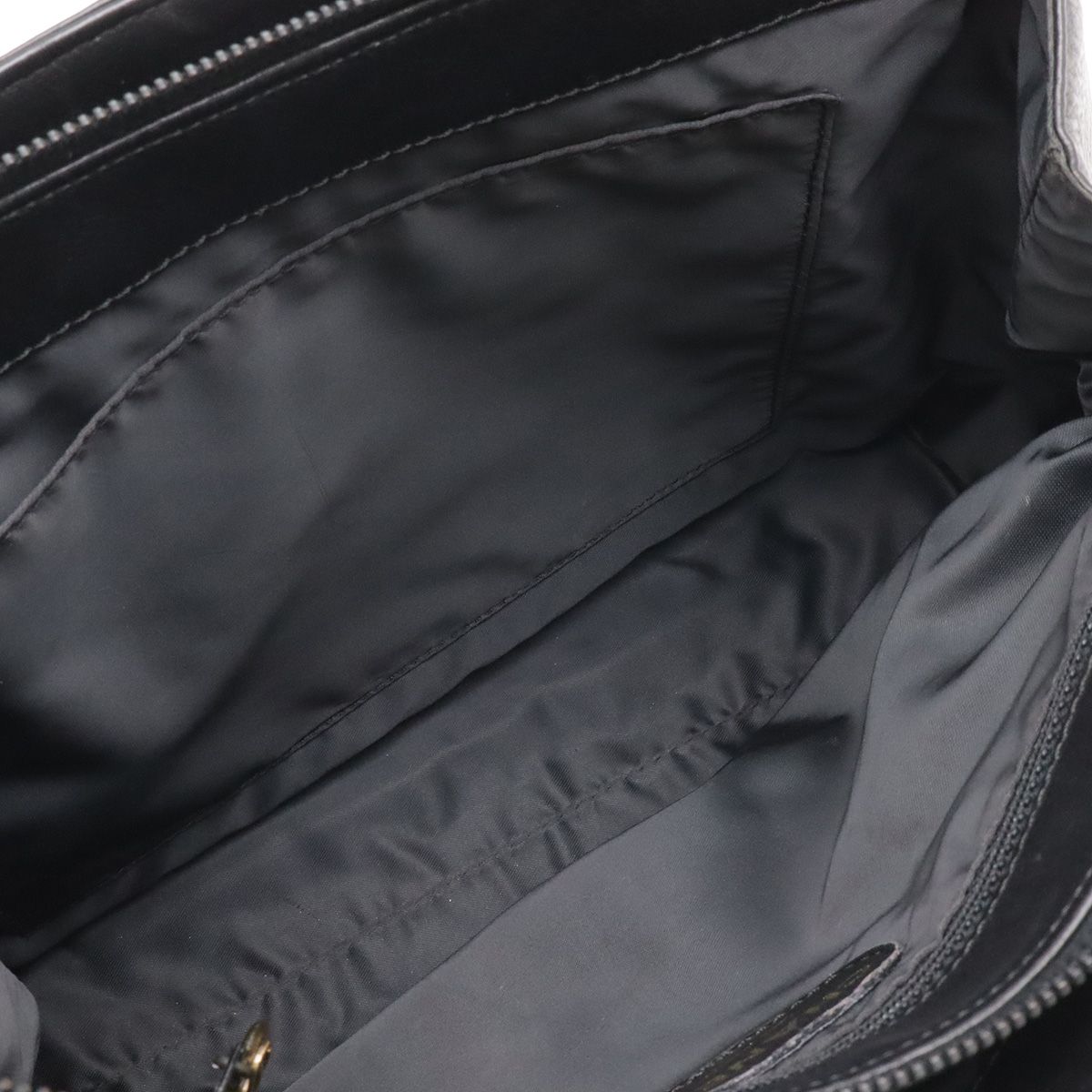 Chanel Chain Handle Tote Bag Leather Black Gold Vintage — view 6