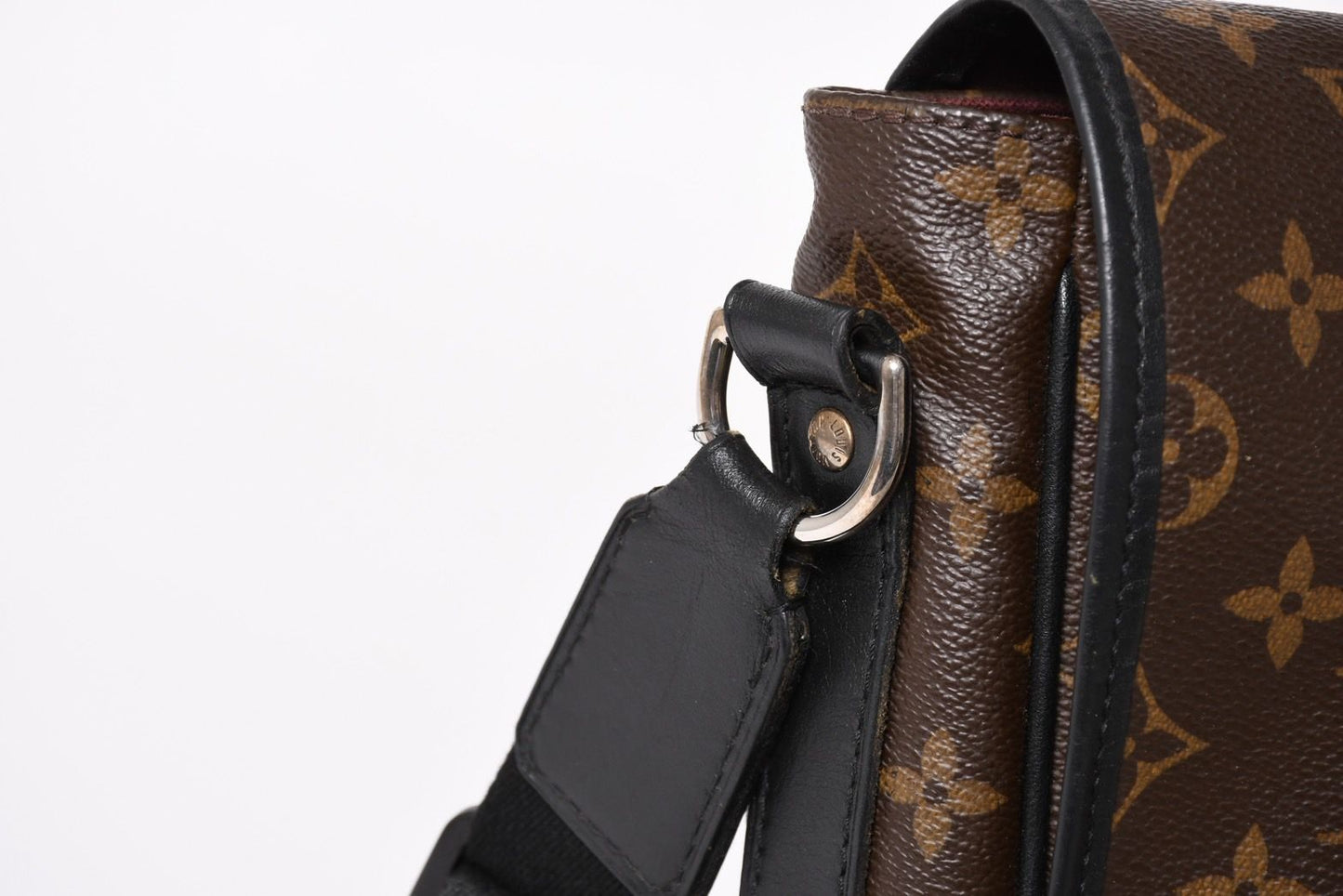 Louis Vuitton Macassar Bus GM Shoulder Bag Monogram Canvas Brown — view 4